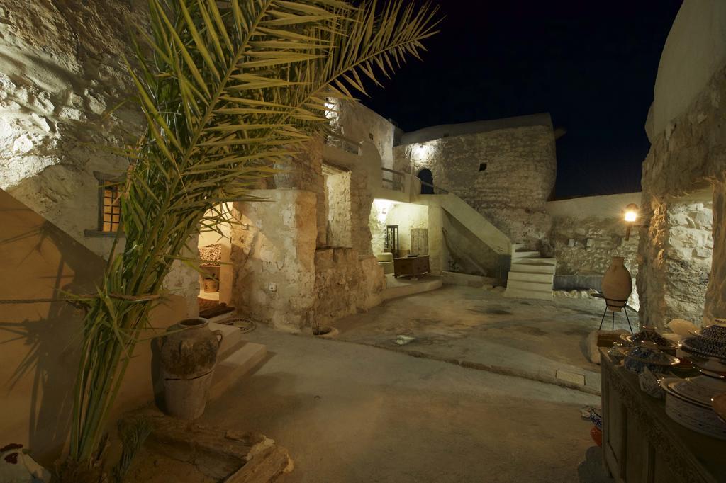 Auberge De Tamezret Tamazrat Exteriör bild
